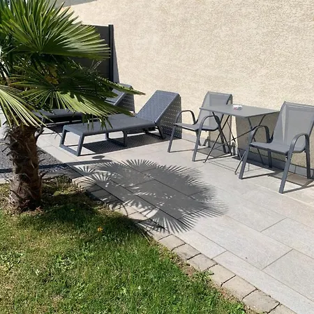 Studio Independant Avec Piscine Et Jardin L'Abergement-Sainte-Colombe Extérieur photo